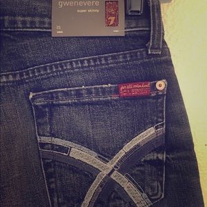 NWT! RARE! 7s Super Skinny with pocket detail